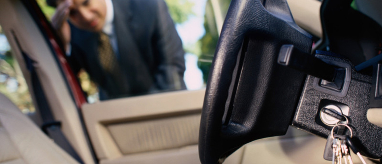 24 hour car locksmith in Corcoran